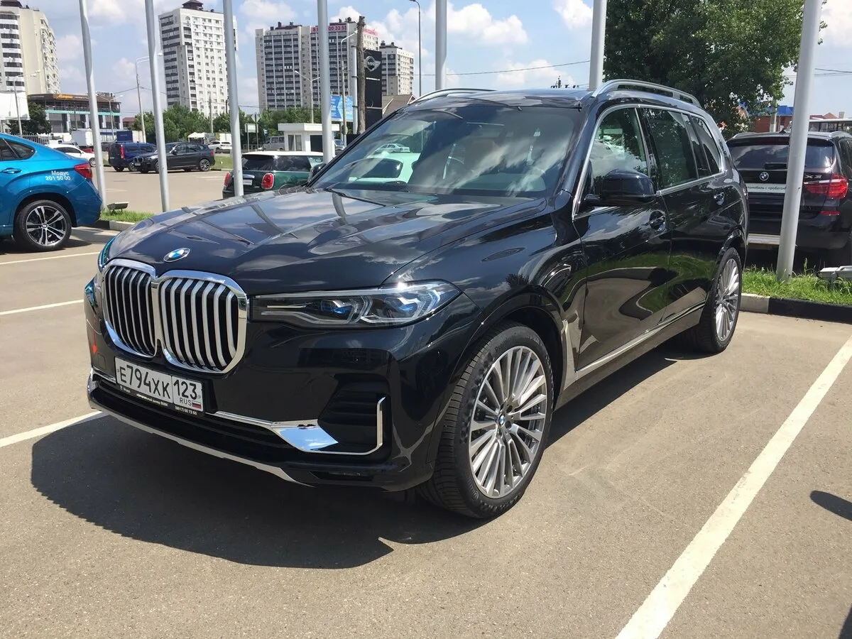 BMW X7